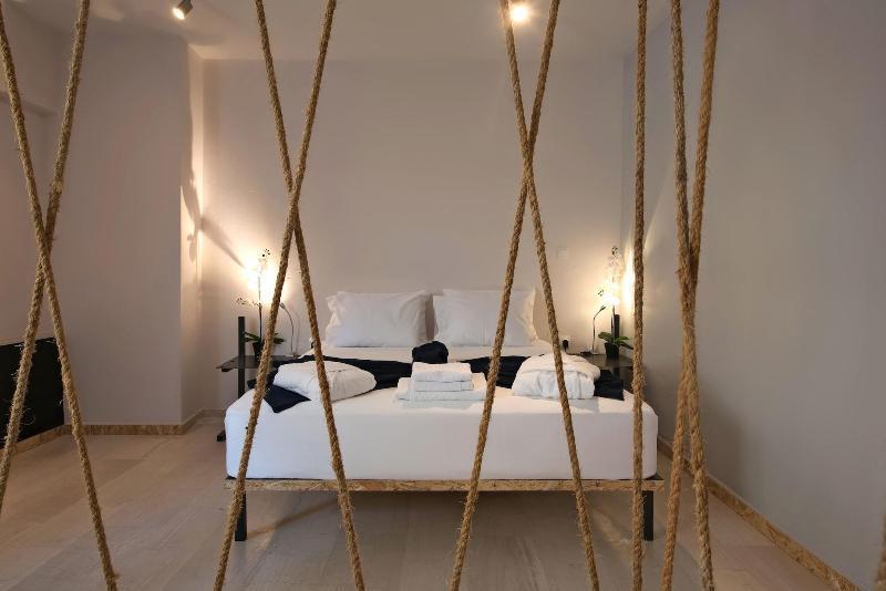 Piraeus Premium Suites Eksteriør billede
